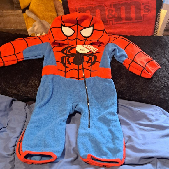 Boys Marvel Spiderman Fleece Footed Pajamas Size 6-12 Months Red Blue - Picture 1 of 4